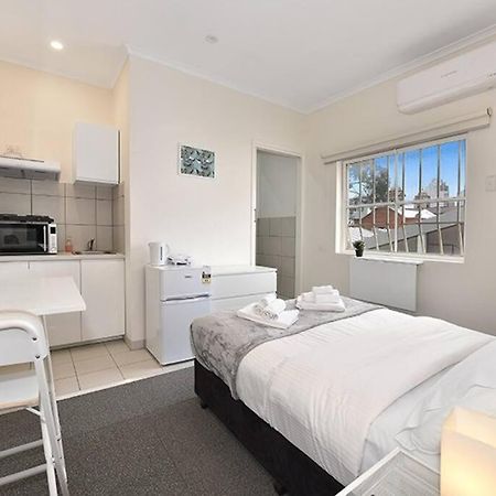 206Dr8 - Nice Studio Apt In Carlton! Ac, Smart Tv, Pkg Apartment Melbourne Exterior photo